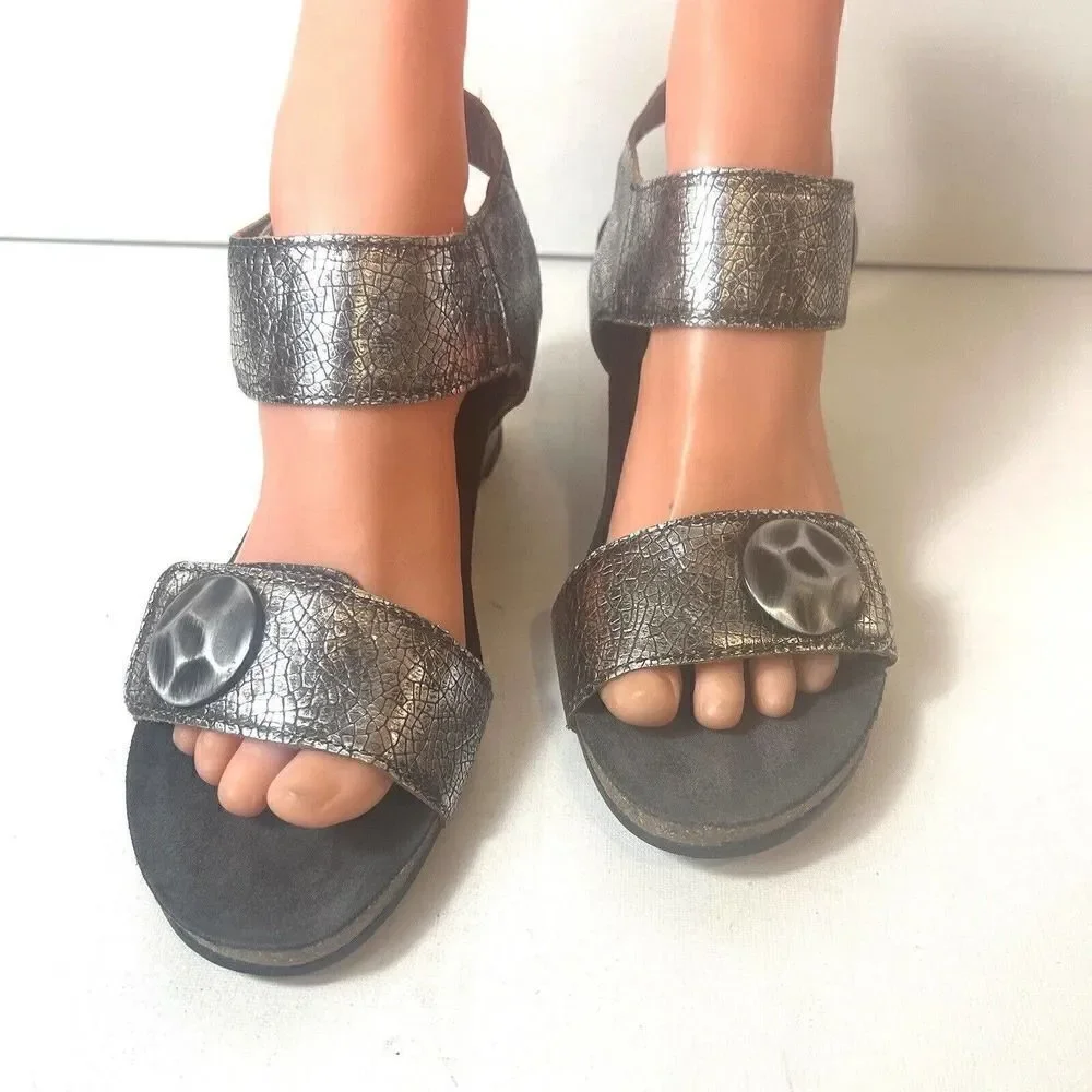 Taos Womens metallic Gray Leather Wedge Sandals EU 40 US 9.5 Sling Back Open Toe